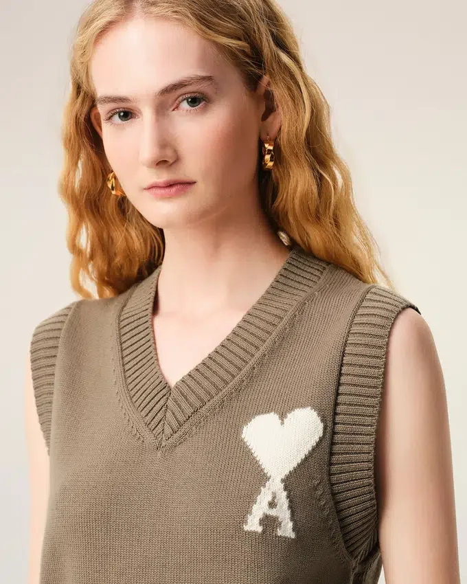 Beige Wool and Cotton Sleeveless Ami De Coeur Sweater Beige Wool and Cotton Sleeveless Ami De Coeur Sweater