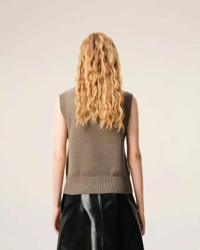 Beige Wool and Cotton Sleeveless Ami De Coeur Sweater Beige Wool and Cotton Sleeveless Ami De Coeur Sweater