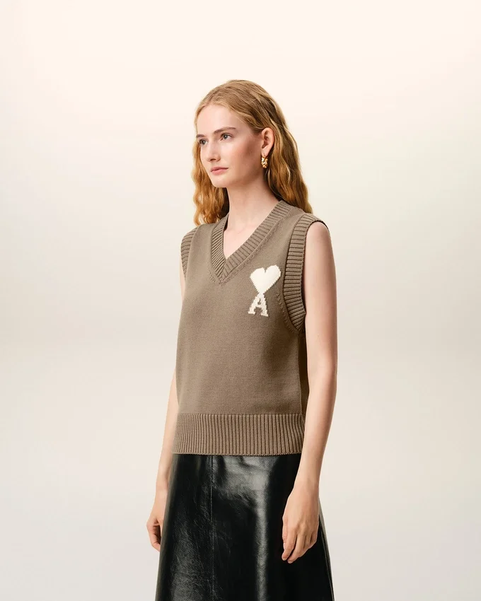 Beige Wool and Cotton Sleeveless Ami De Coeur Sweater Beige Wool and Cotton Sleeveless Ami De Coeur Sweater