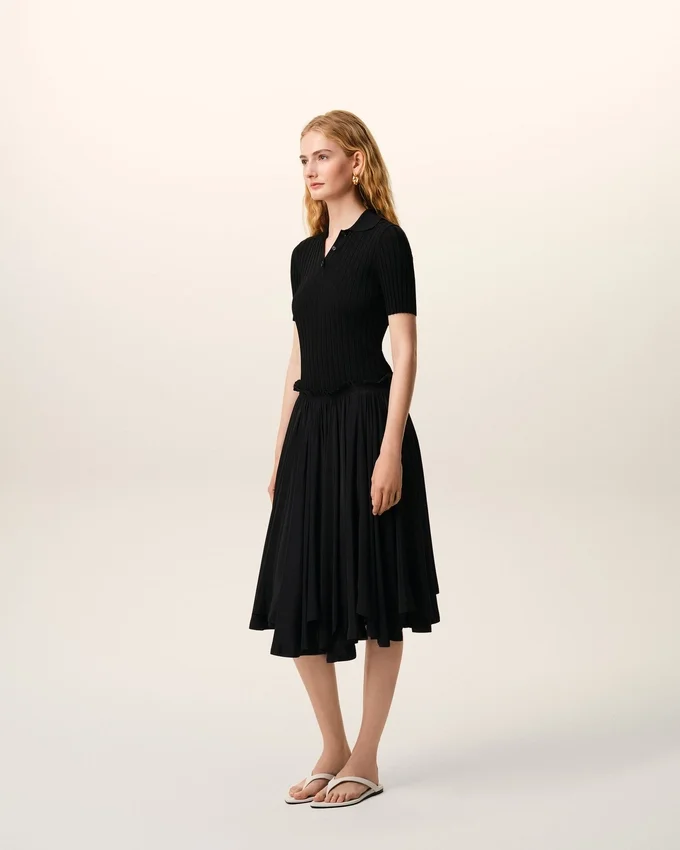 Black Blended Silk Midi Corolla Skirt Black Blended Silk Midi Corolla Skirt
