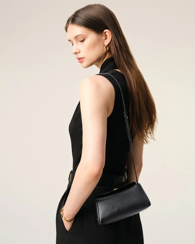 Black Cow Leather Mini Carrousel Bag Black Cow Leather Mini Carrousel Bag