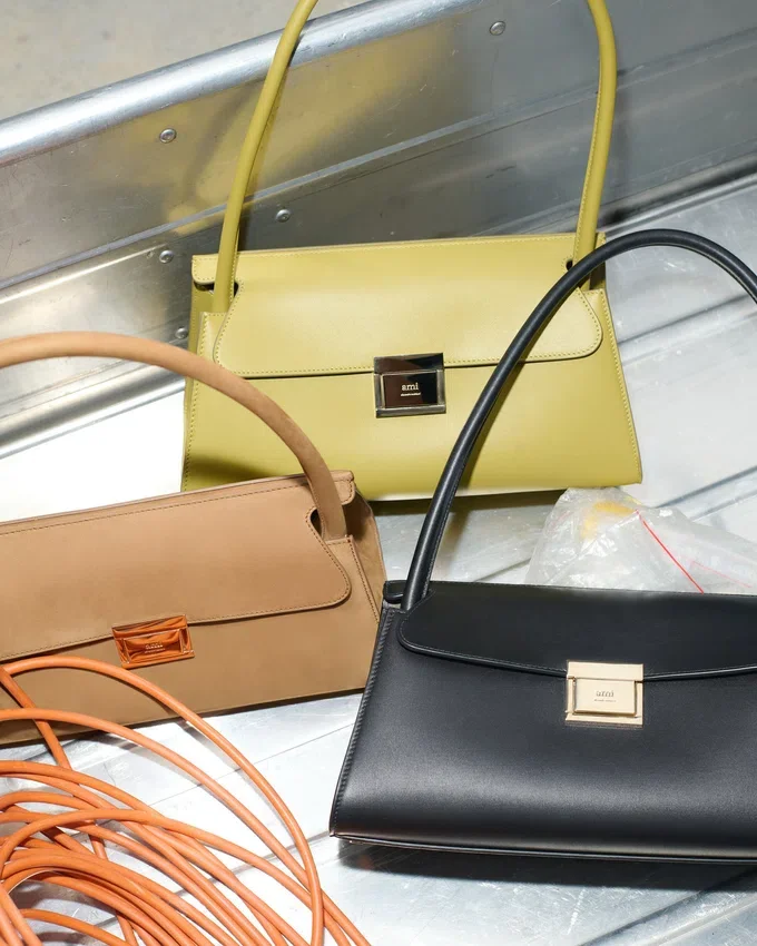Black Cow Leather Small Mimi Bag Black Cow Leather Small Mimi Bag