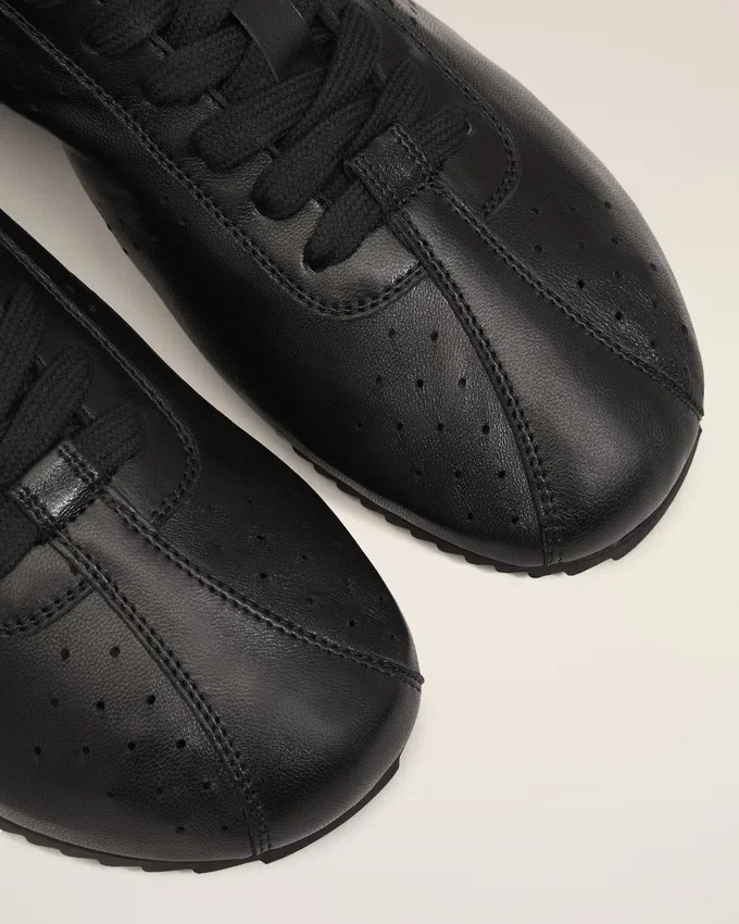Black Cow Leather Soft Sneakers Black Cow Leather Soft Sneakers