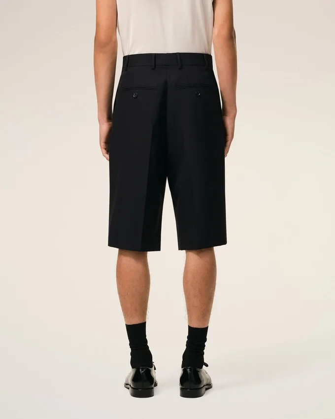 Black New Wool Low Waist Wide Bermuda Shorts Black New Wool Low Waist Wide Bermuda Shorts