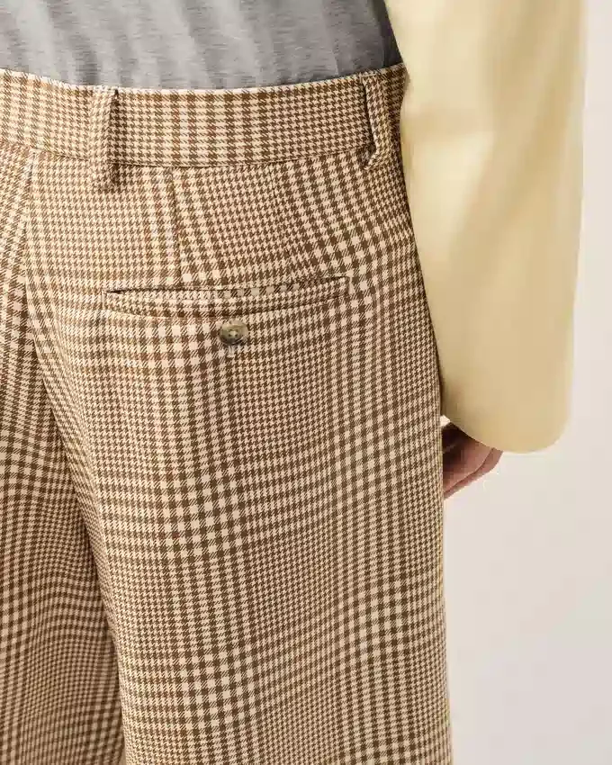 Brown Wool Prince of Wales Checkered Shorts Brown Wool Prince of Wales Checkered Shorts