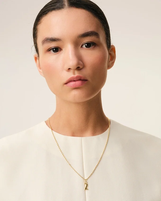 Gold Brass Hammered “2” Pendant Necklace Gold Brass Hammered “2” Pendant Necklace
