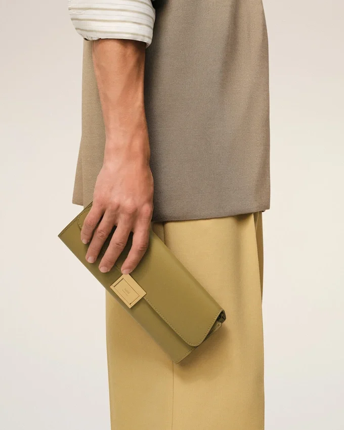 Green Cow Leather Mimi Pouch Green Cow Leather Mimi Pouch