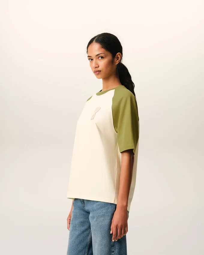 White and Green Cotton Ami De Coeur Knitted Patch T-Shirt White and Green Cotton Ami De Coeur Knitted Patch T-Shirt