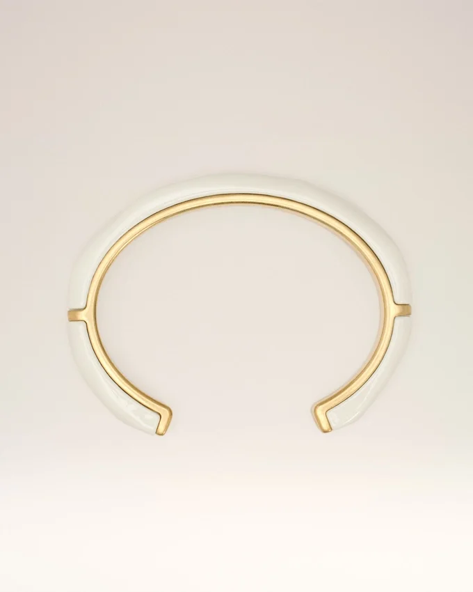White Brass Hammered Lacquered Bracelet White Brass Hammered Lacquered Bracelet