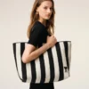 White Cotton Ami De Coeur Shopping Bag