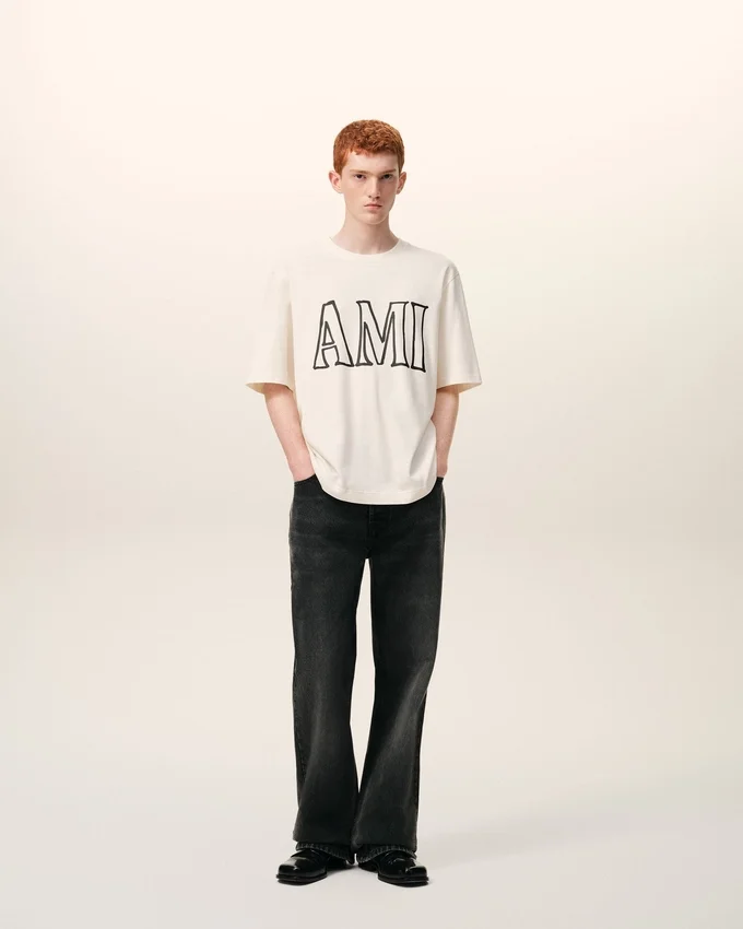 White Cotton Ami Paris Print T-Shirt White Cotton Ami Paris Print T-Shirt