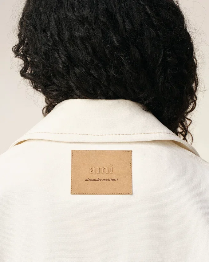 White Cotton Worker Buttoned Jacket White Cotton Worker Buttoned Jacket