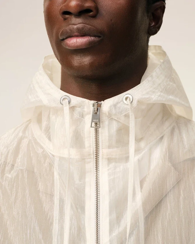 White Nylon Zipped Windbreaker White Nylon Zipped Windbreaker