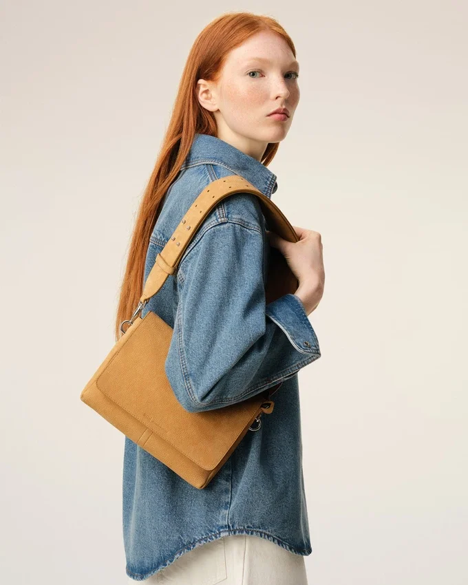 Yellow Cow Leather Flap Messenger Carrousel Bag Yellow Cow Leather Flap Messenger Carrousel Bag